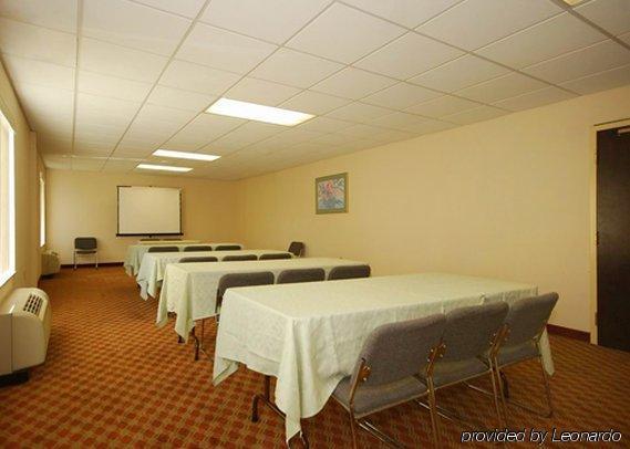 Sleep Inn & Suites Orlando International Airport Бизнес фото